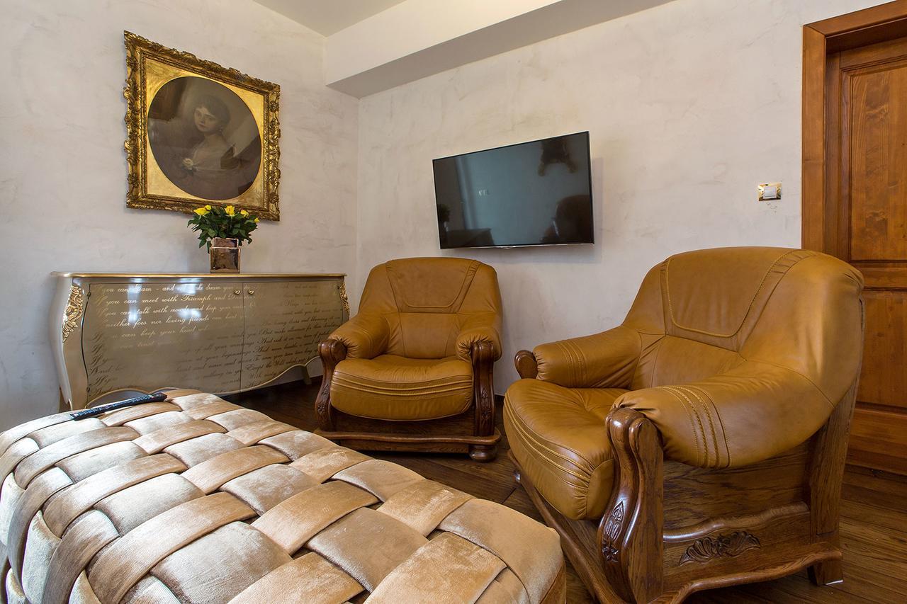 Arcadie Hotel & Apartments Чеський Крумлов Екстер'єр фото